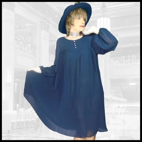 Shaggy Frosted Wig, Carousel Shag Glam Rock Tina Turner Hair - 70s Vintage - Picture 8 of 15